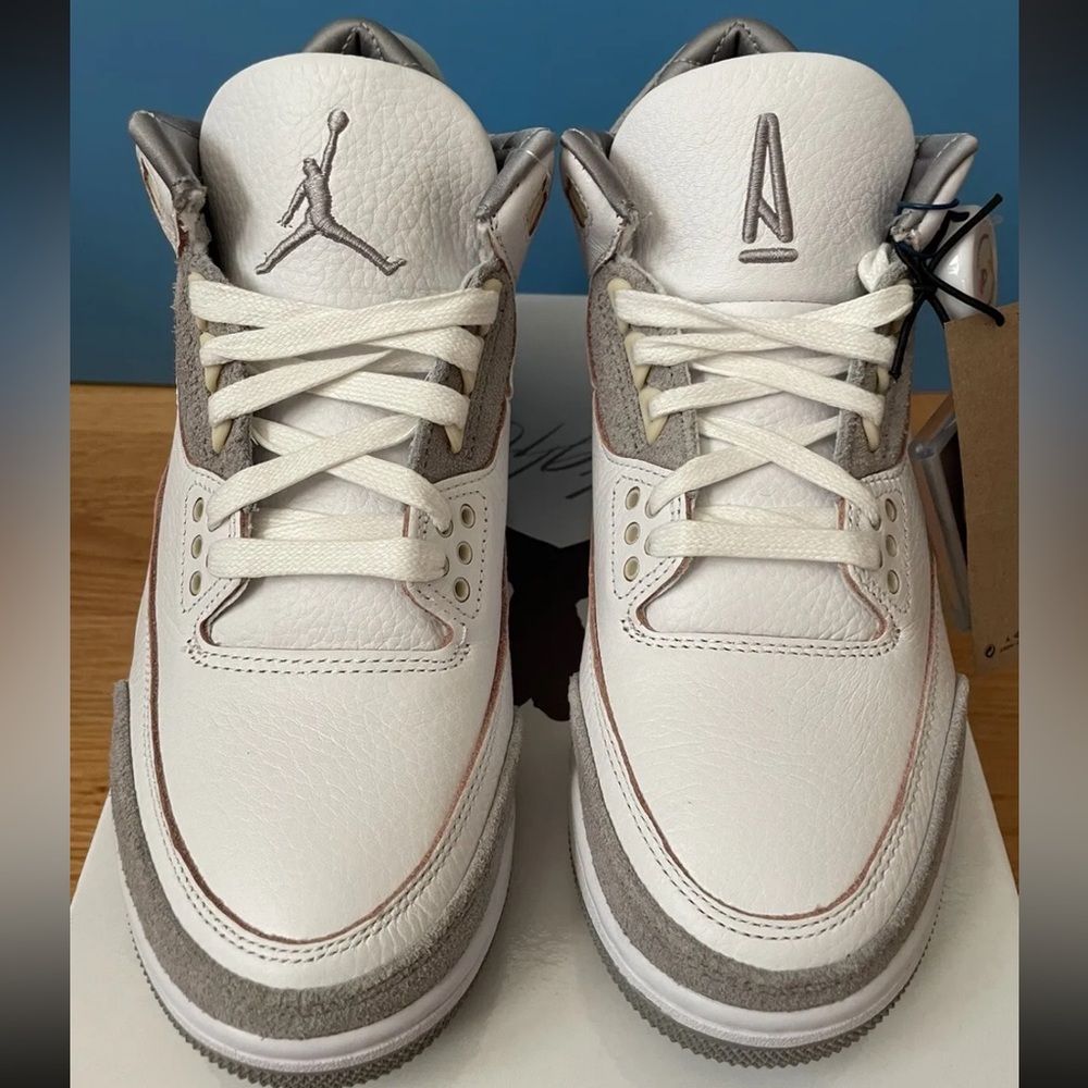 Jordan 3 A Ma Maniere Brand New (DH3434-110) Size 8W/6.5M.

Brand new